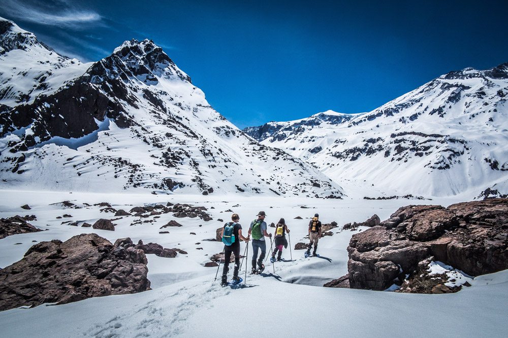 snow-hike-los-andes-mountains