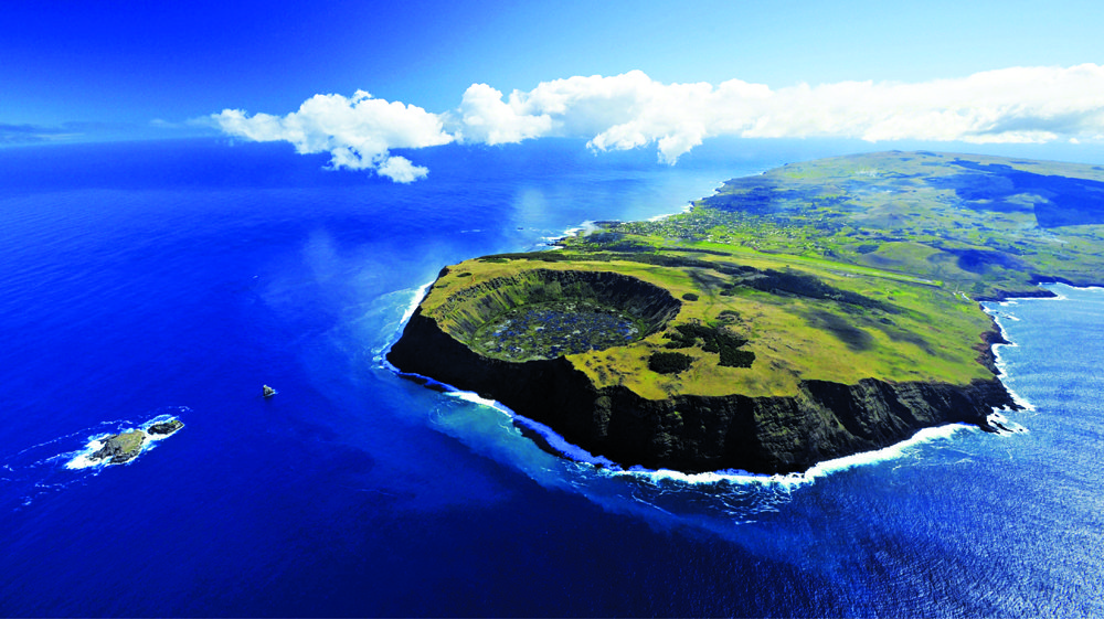 tours to easter island from santiago